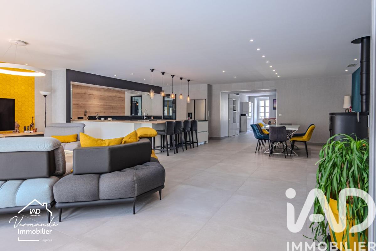 Maison 10 Pièce(s) Saint-Jean-d'Angély - Photo 5
