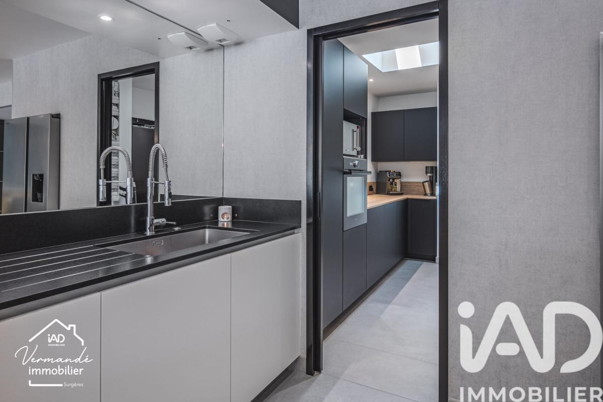 Maison 10 Pièce(s) Saint-Jean-d'Angély - Photo 11