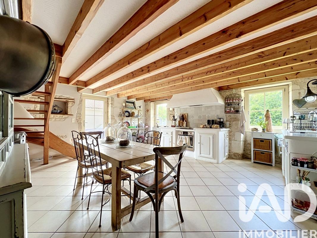 Maison 6 Pièce(s) Mouzeuil-Saint-Martin - Photo 9