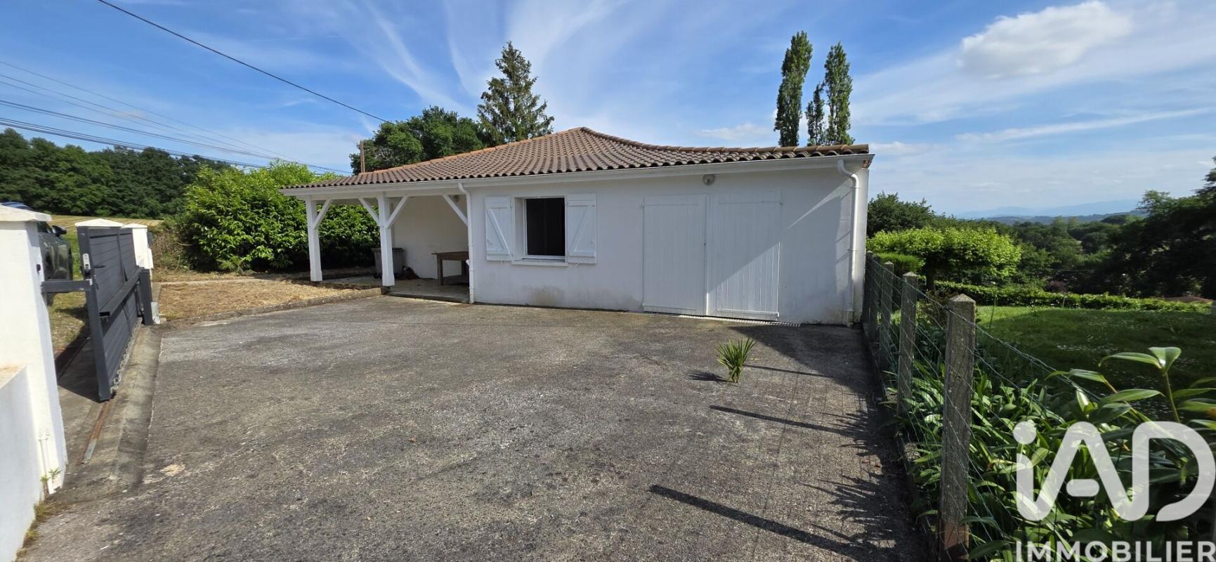 Maison 5 Pièce(s) Sauveterre-de-Béarn