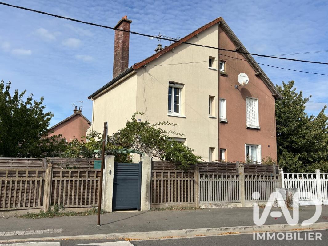 Maison 7 Pièce(s) Dreux