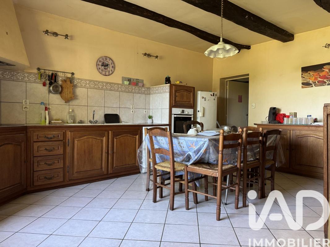 Maison 7 Pièce(s) Villefranche-de-Panat - Photo 11