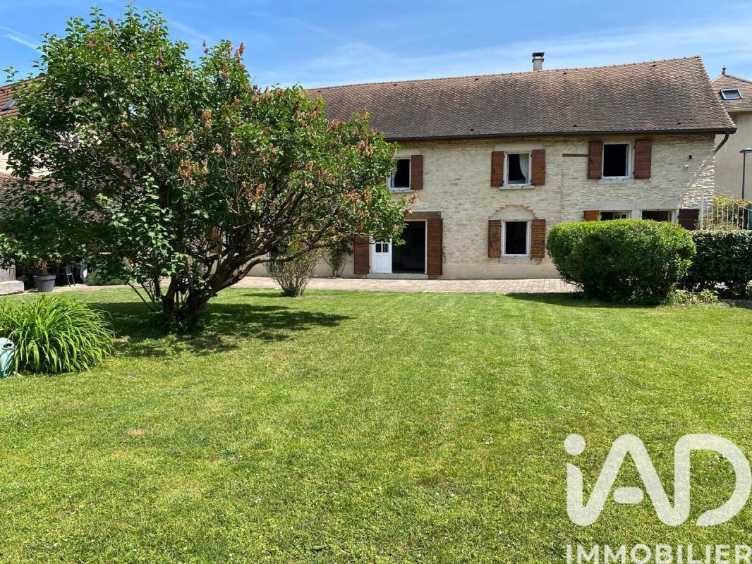 Maison longère 5 Pièce(s) Bouvesse-Quirieu
