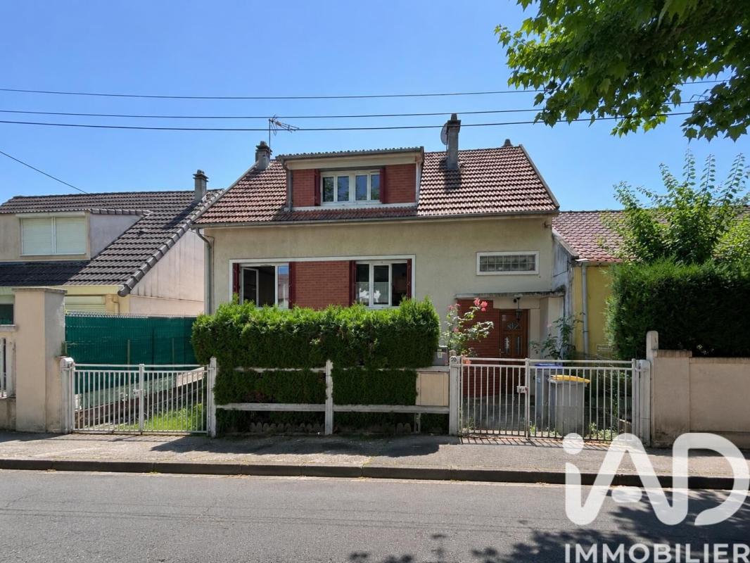 Maison 4 Pièce(s) Goussainville