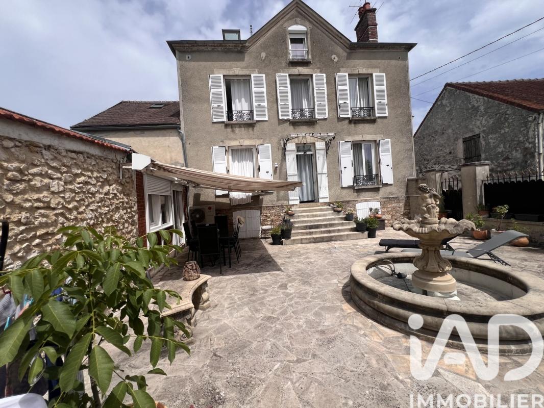 Maison 6 Pièce(s) Rebais