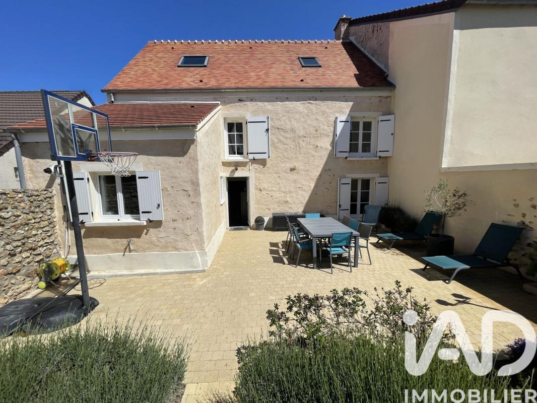 Maison 7 Pièce(s) La Celle-sur-Morin