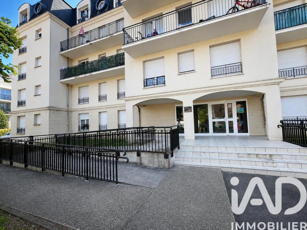 Appartement 2 Pièce(s) Corbeil-Essonnes