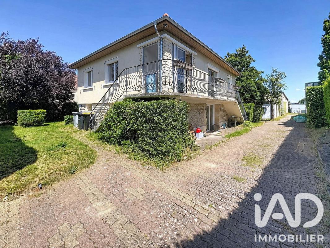 Maison 7 Pièce(s) Saint-Sylvain