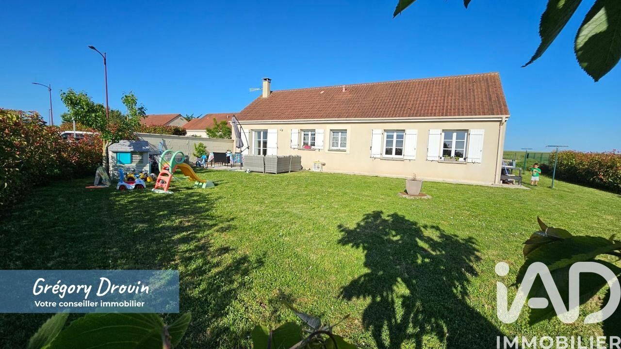Maison traditionnelle 5 Pièce(s) Le Malesherbois