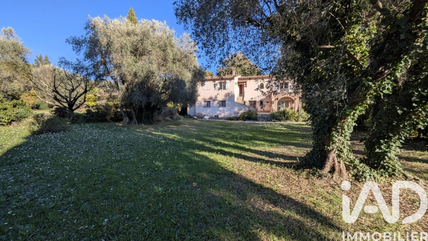 Maison 7 Pièce(s) Le Rouret