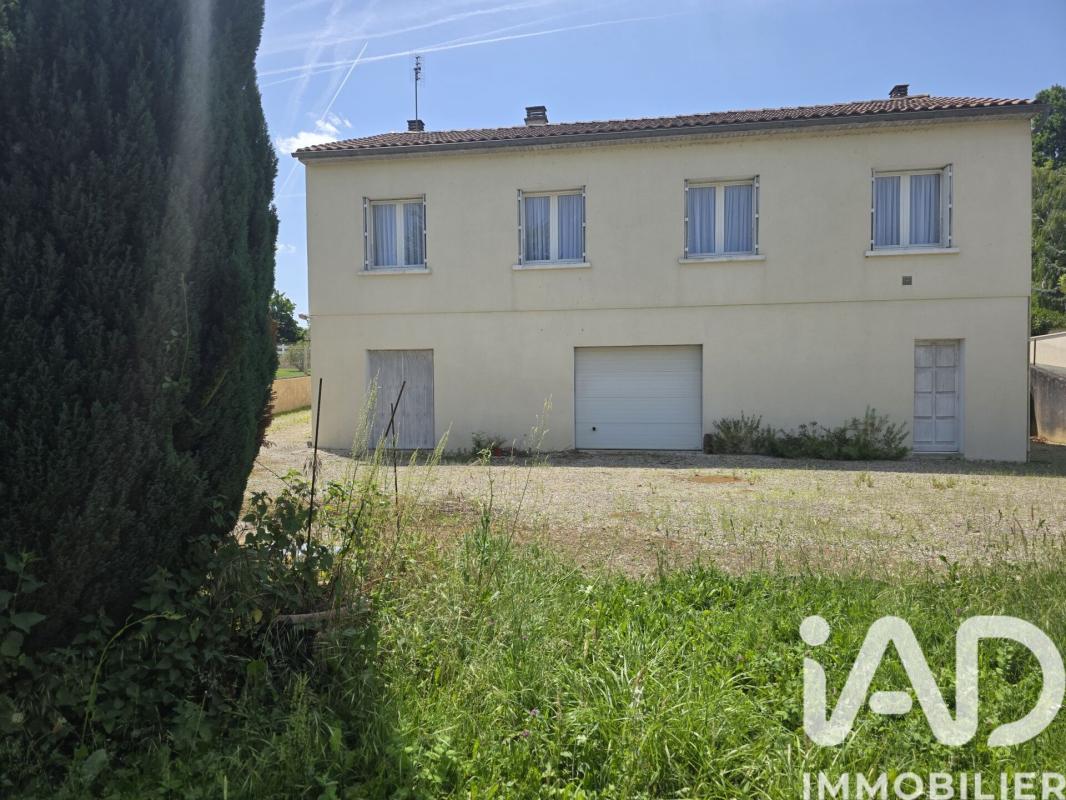 Maison 7 Pièce(s) Aigre - Photo 2