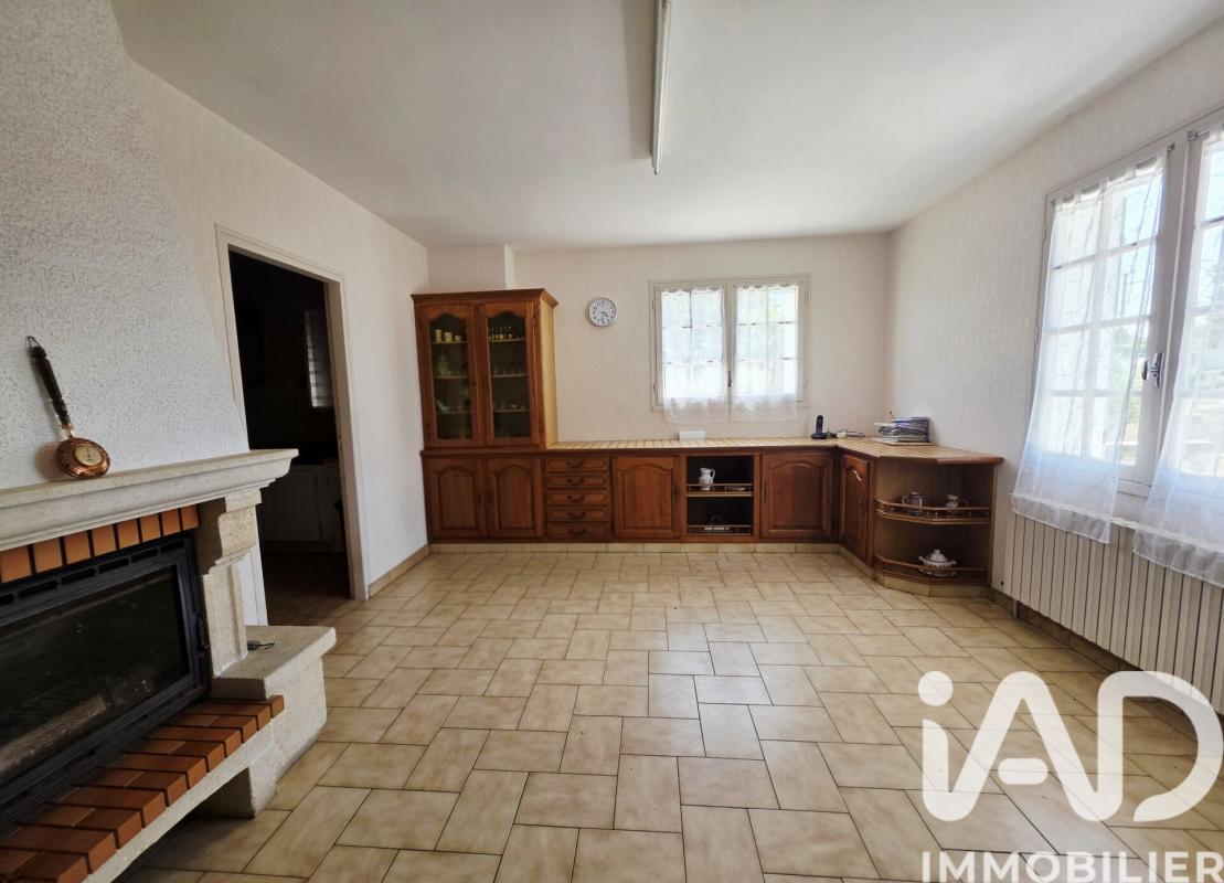 Maison 7 Pièce(s) Aigre - Photo 4