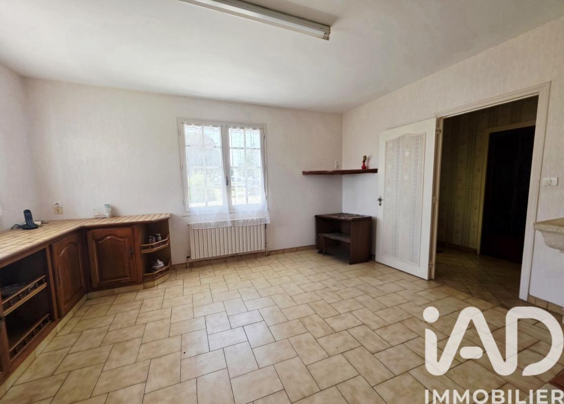 Maison 7 Pièce(s) Aigre - Photo 5