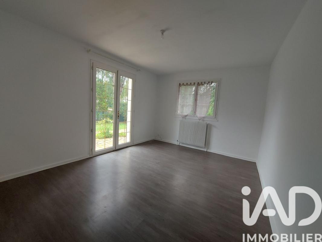 Maison 8 Pièce(s) Saint-Sauveur-sur-École - Photo 16