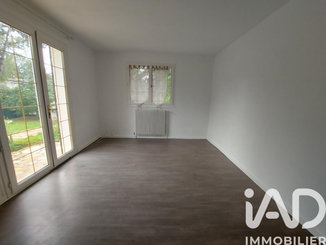 Maison 8 Pièce(s) Saint-Sauveur-sur-École - Photo 17