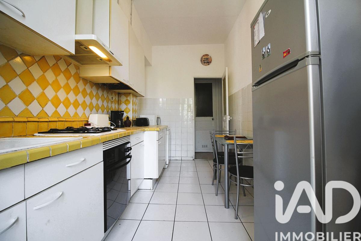 Appartement 3 Pièce(s) Marseille 6eme Arrondissement