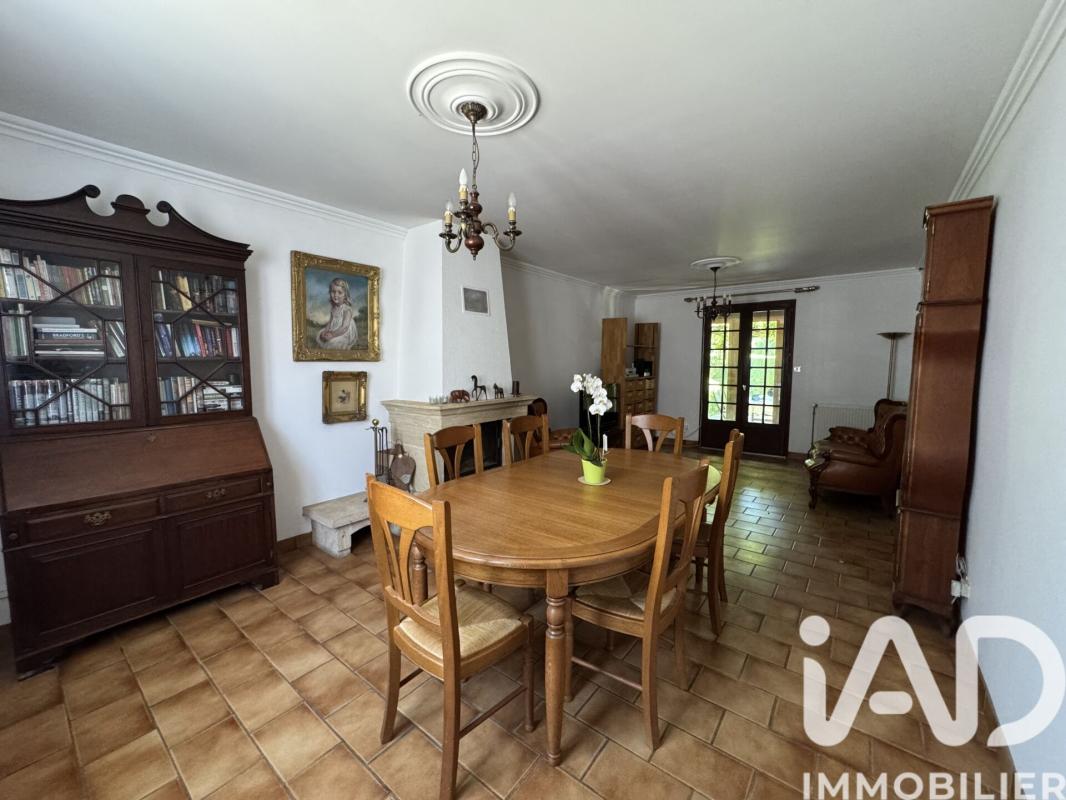 Maison 7 Pièce(s) Saint-Cyr-des-Gâts - Photo 3