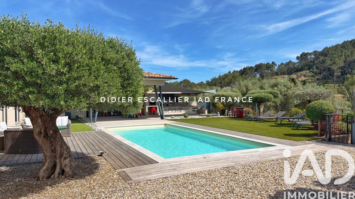 Maison 5 Pièce(s) Solliès-Pont
