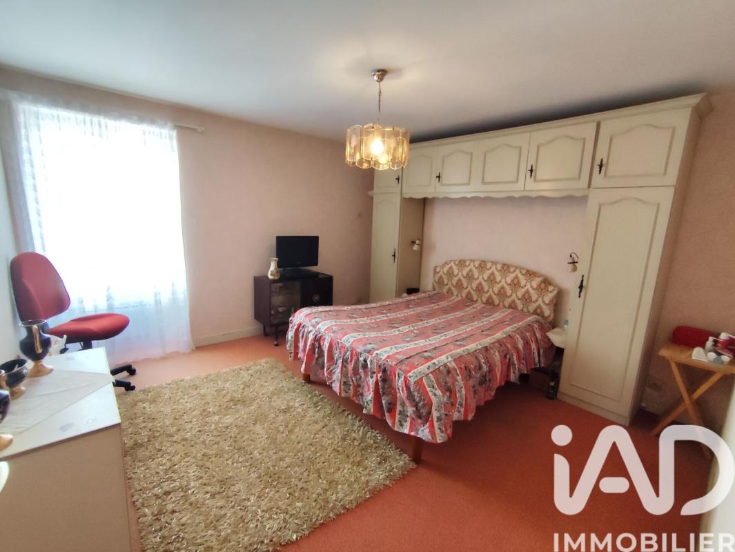 Maison 5 Pièce(s) Chasseneuil-du-Poitou - Photo 7