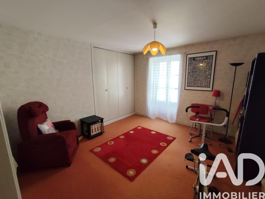 Maison 5 Pièce(s) Chasseneuil-du-Poitou - Photo 8