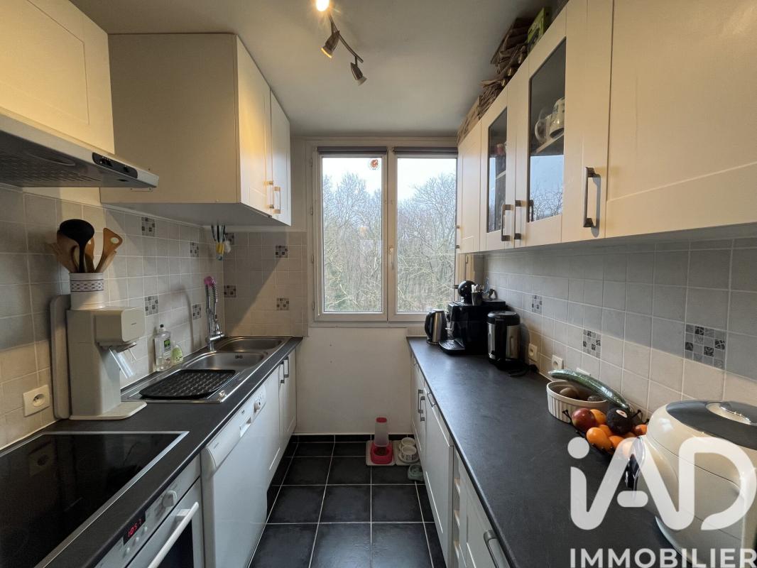 Appartement 4 Pièce(s) Clichy-sous-Bois
