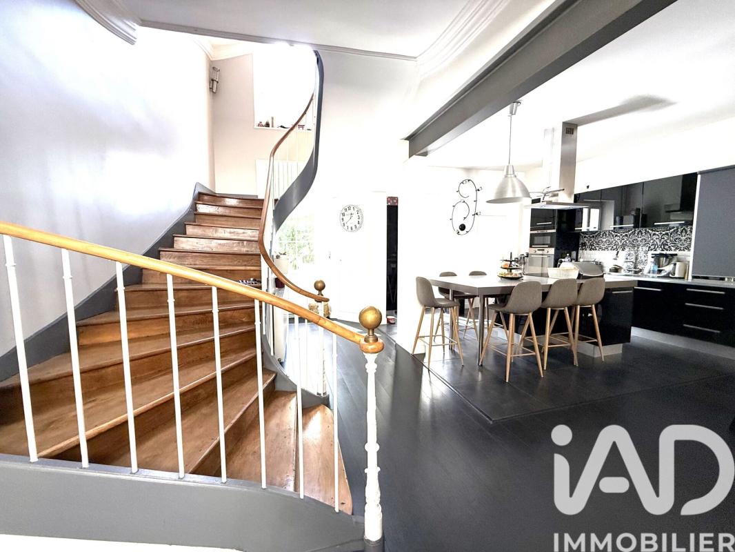 Maison 10 Pièce(s) Laval - Photo 4