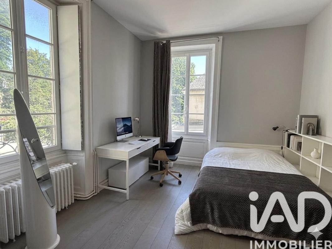 Maison 10 Pièce(s) Laval - Photo 7