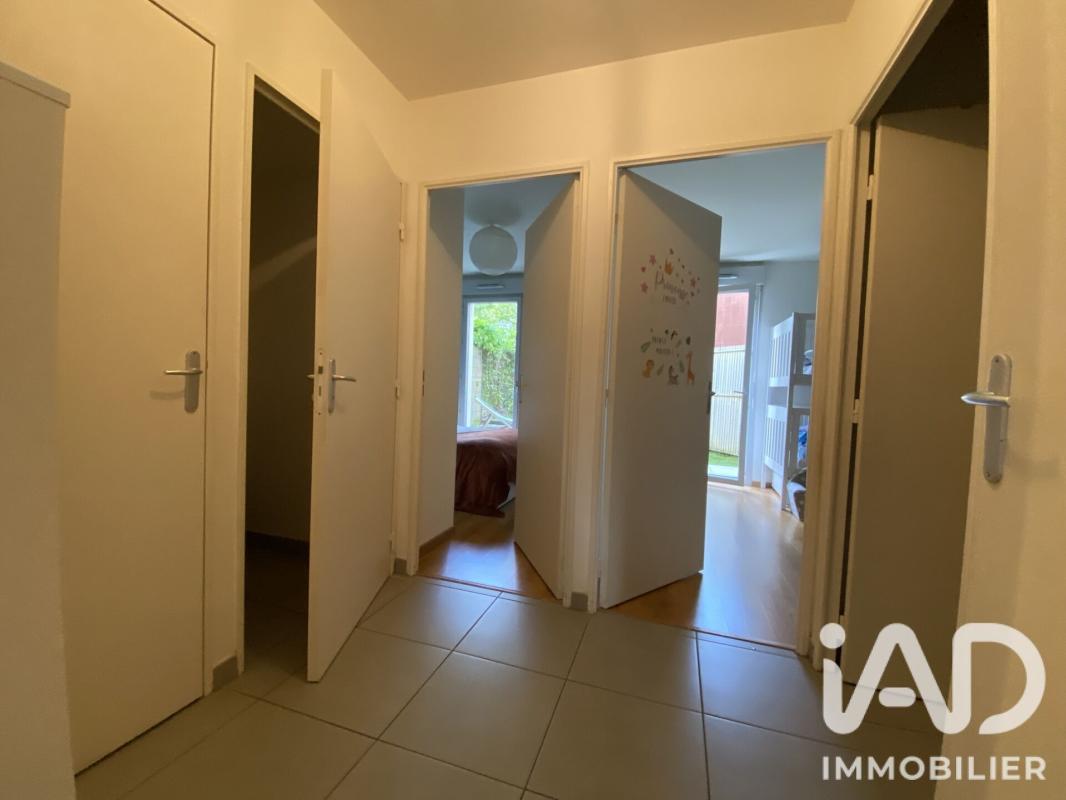 Appartement 3 Pièce(s) Saint-Laurent-de-Mure - Photo 9