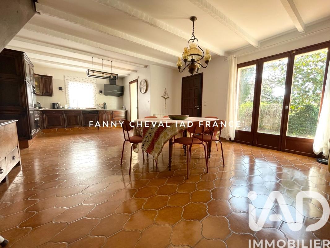 Maison 7 Pièce(s) Six-Fours-les-Plages - Photo 3