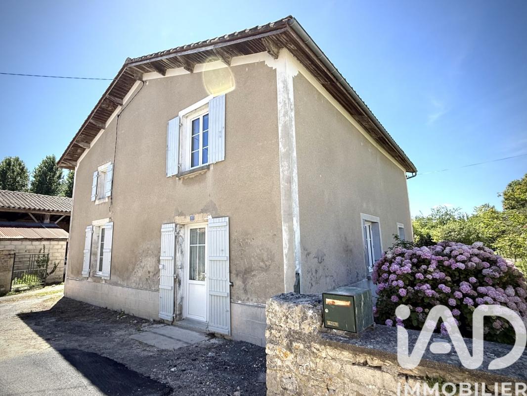 Maison 6 Pièce(s) Brioux-sur-Boutonne