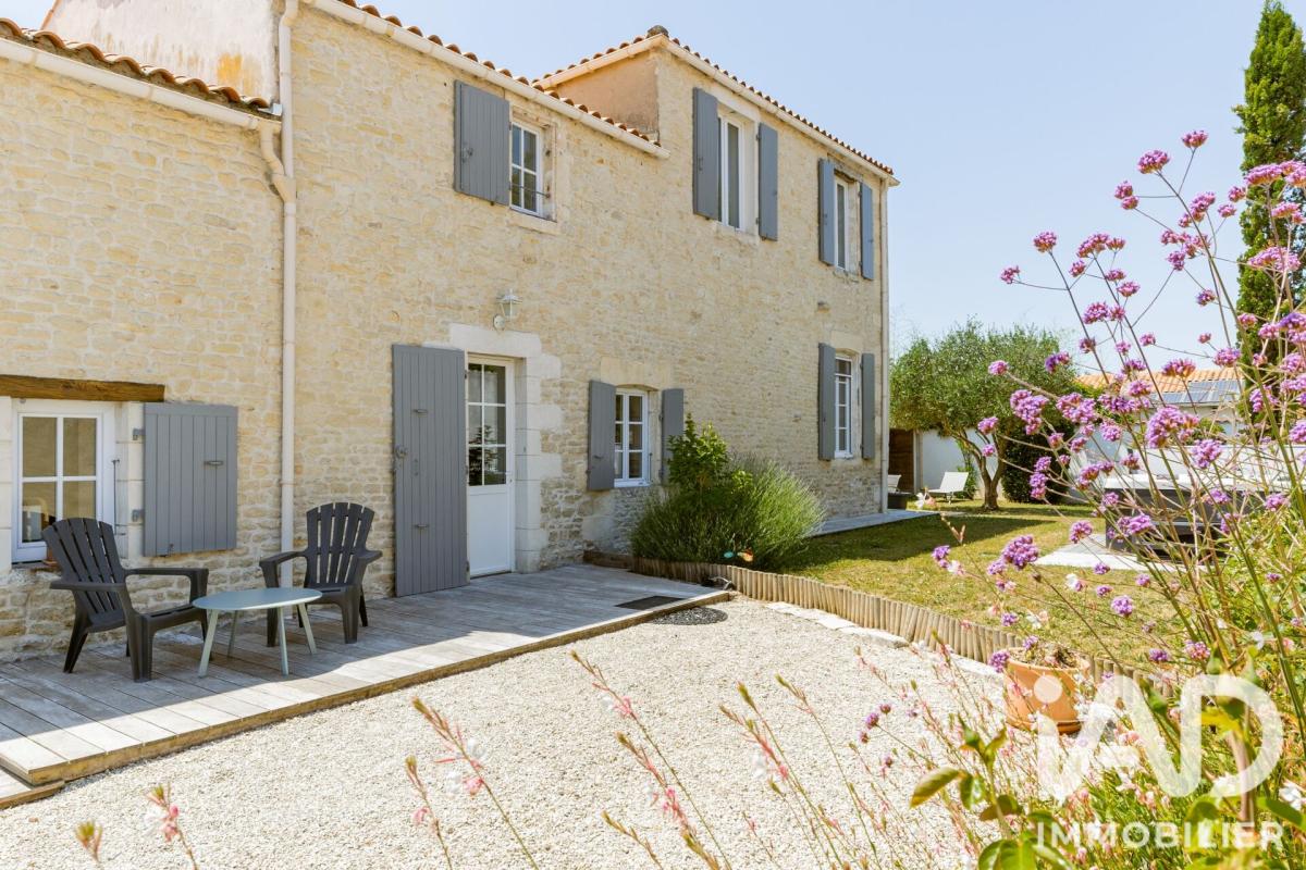 Maison longère 8 Pièce(s) Saint-Xandre