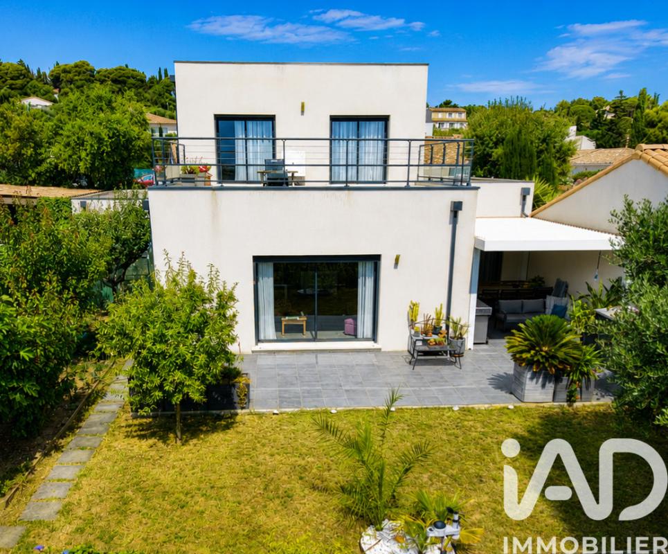 Maison 5 Pièce(s) La Palme