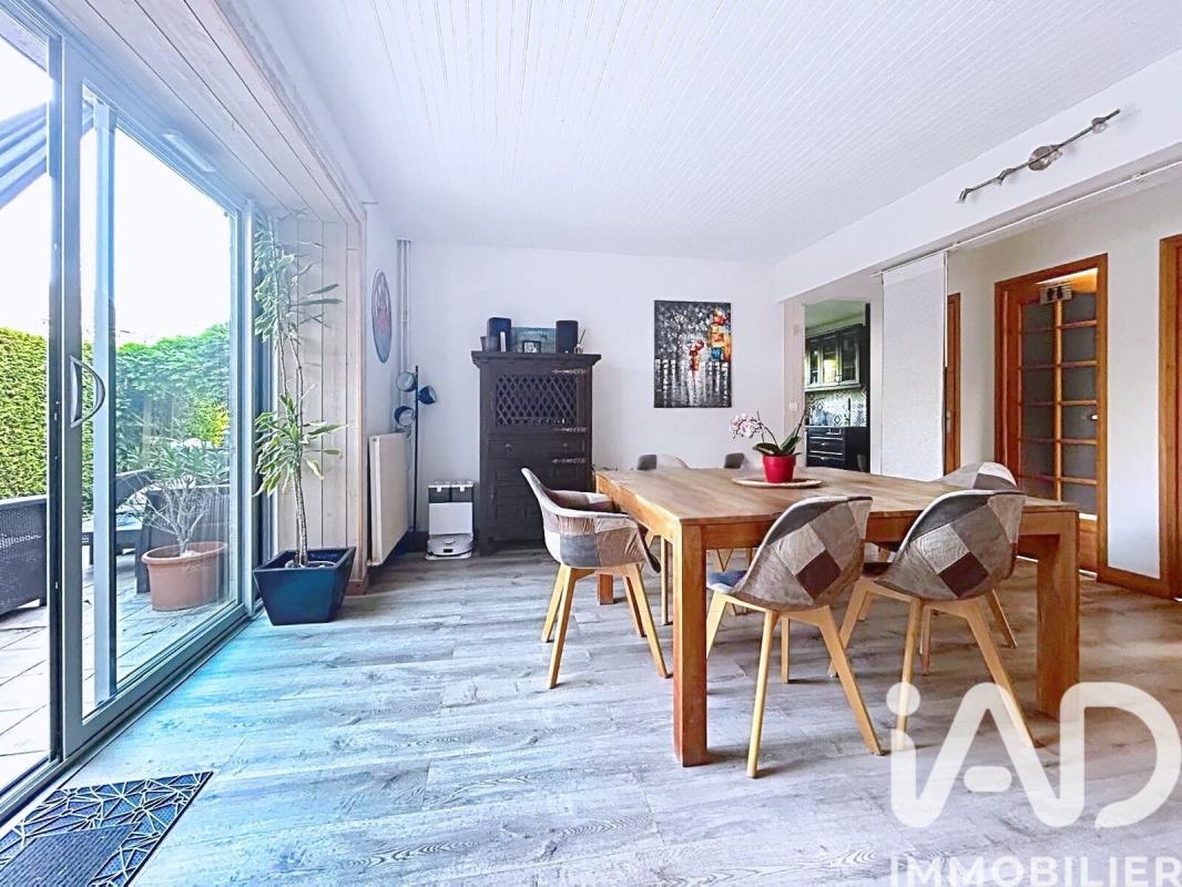 Maison traditionnelle 7 Pièce(s) Mézières-sur-Seine