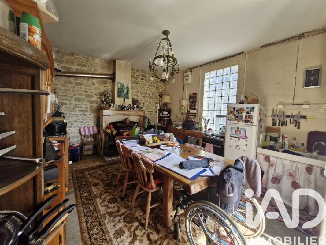 Maison 5 Pièce(s) Brion-près-Thouet - Photo 4