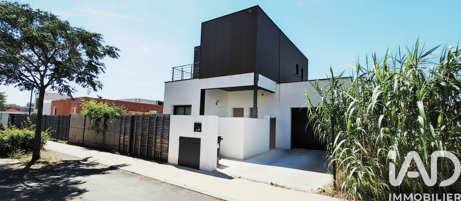 Maison d'architecte 4 Pièce(s) Sérignan