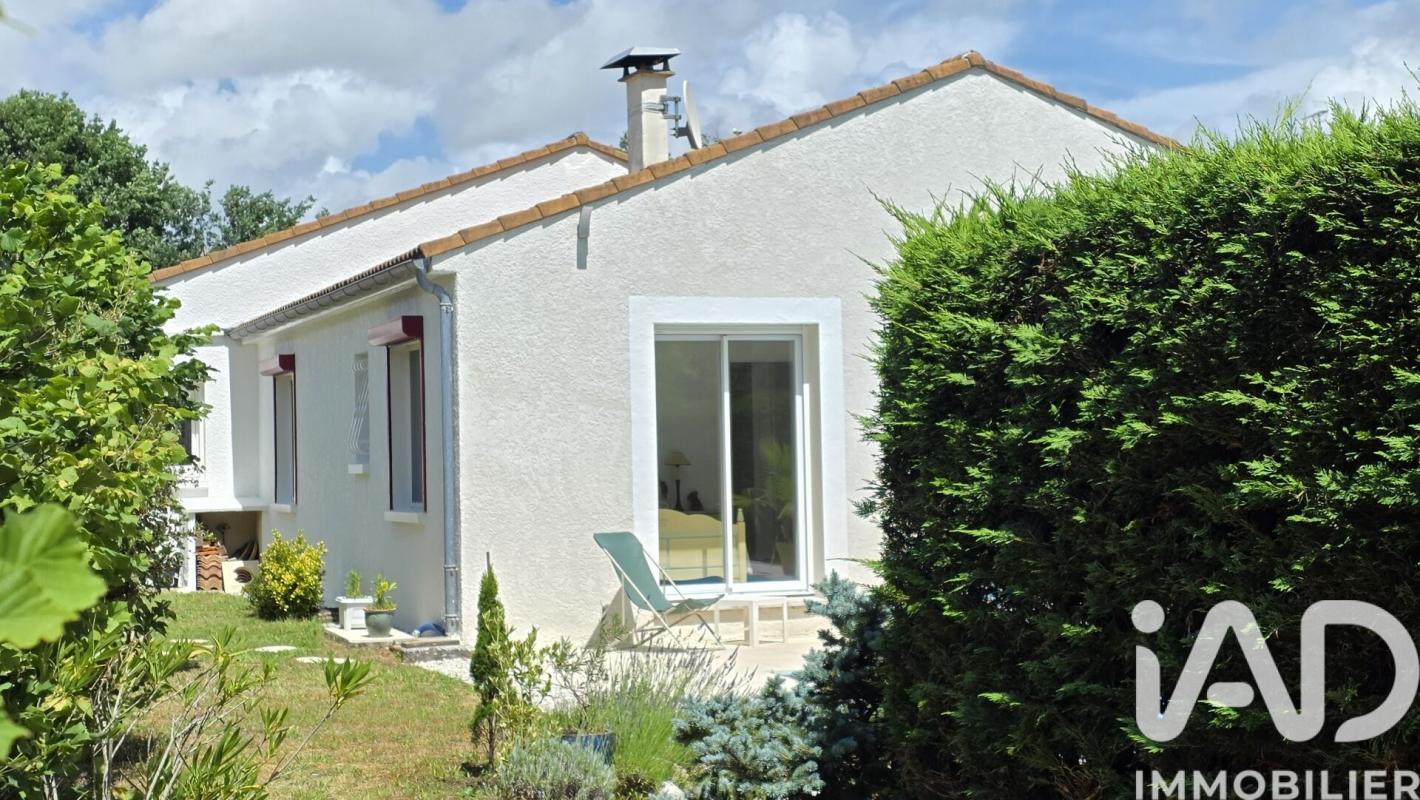 Maison 4 Pièce(s) Breuillet - Photo 2