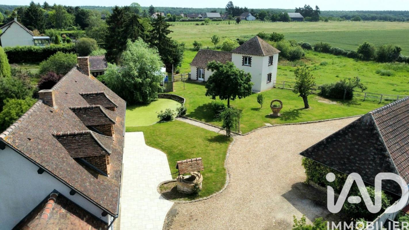 Maison longère 9 Pièce(s) Saint-Ange-et-Torçay