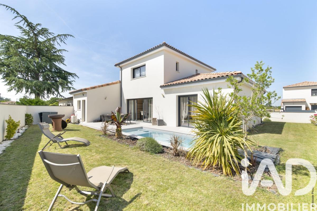 Maison 5 Pièce(s) Merville