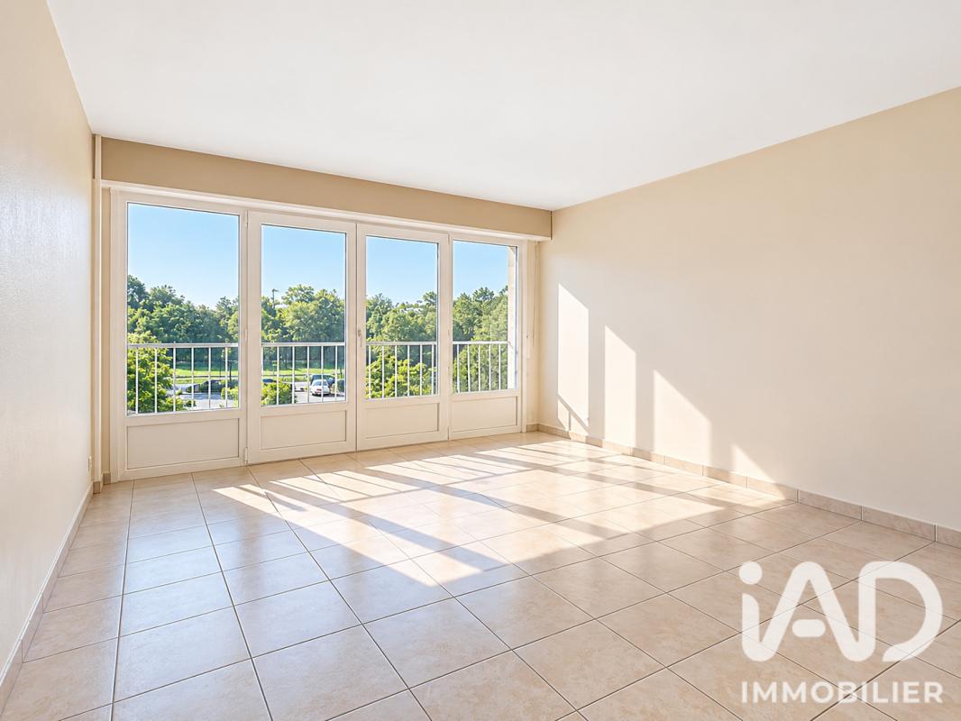 Appartement 2 Pièce(s) Chennevières-sur-Marne