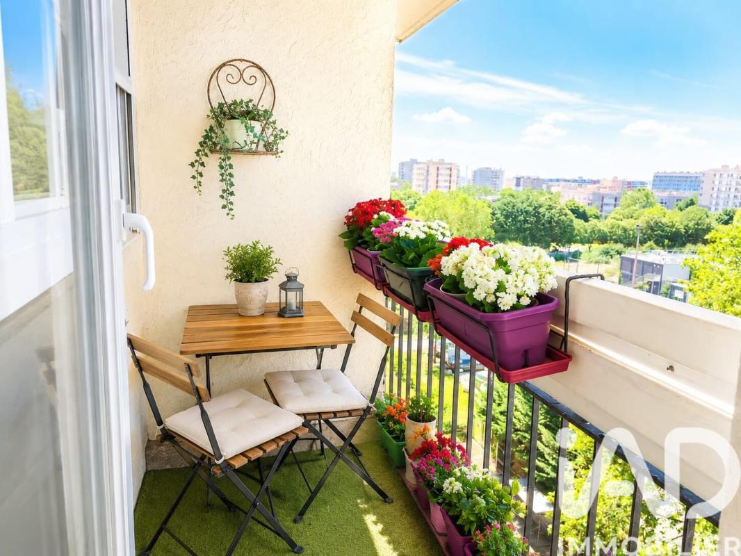 Appartement 3 Pièce(s) Villeneuve-la-Garenne
