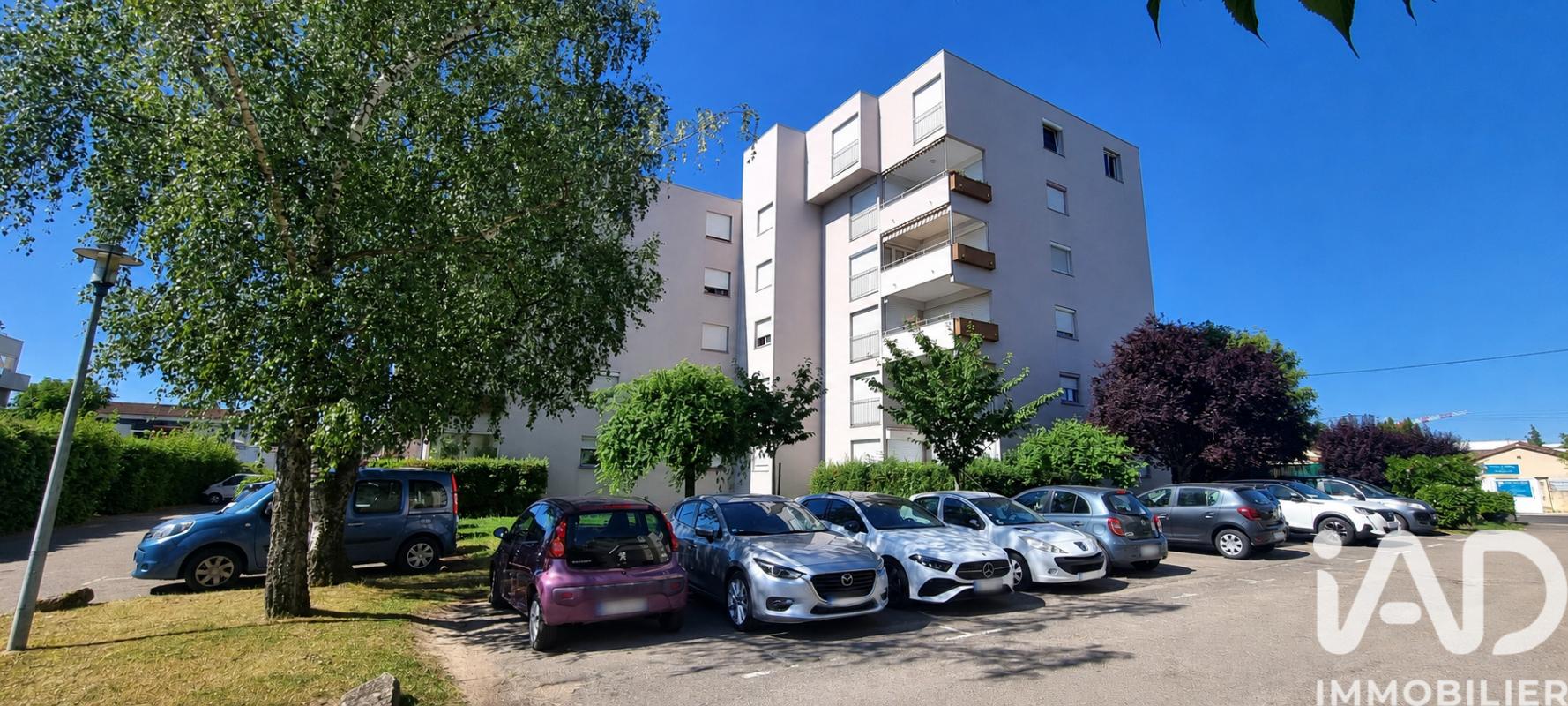 Appartement 4 Pièce(s) Charnay-lès-Mâcon