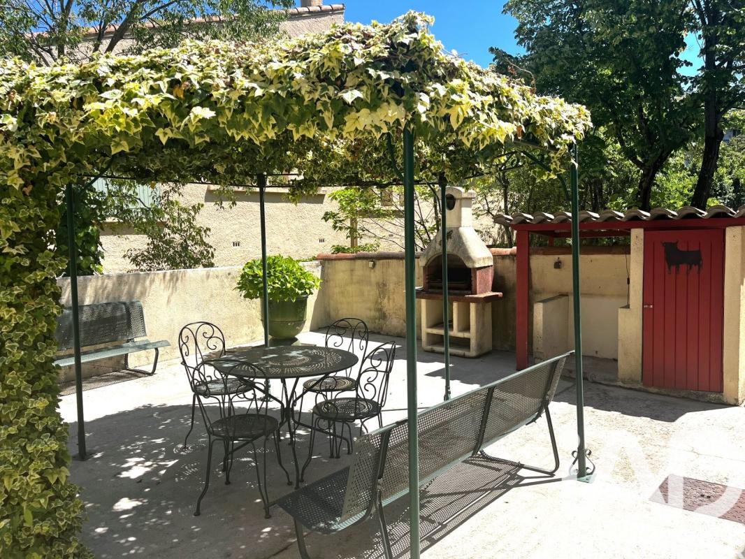 Maison de ville 5 Pièce(s) Nîmes