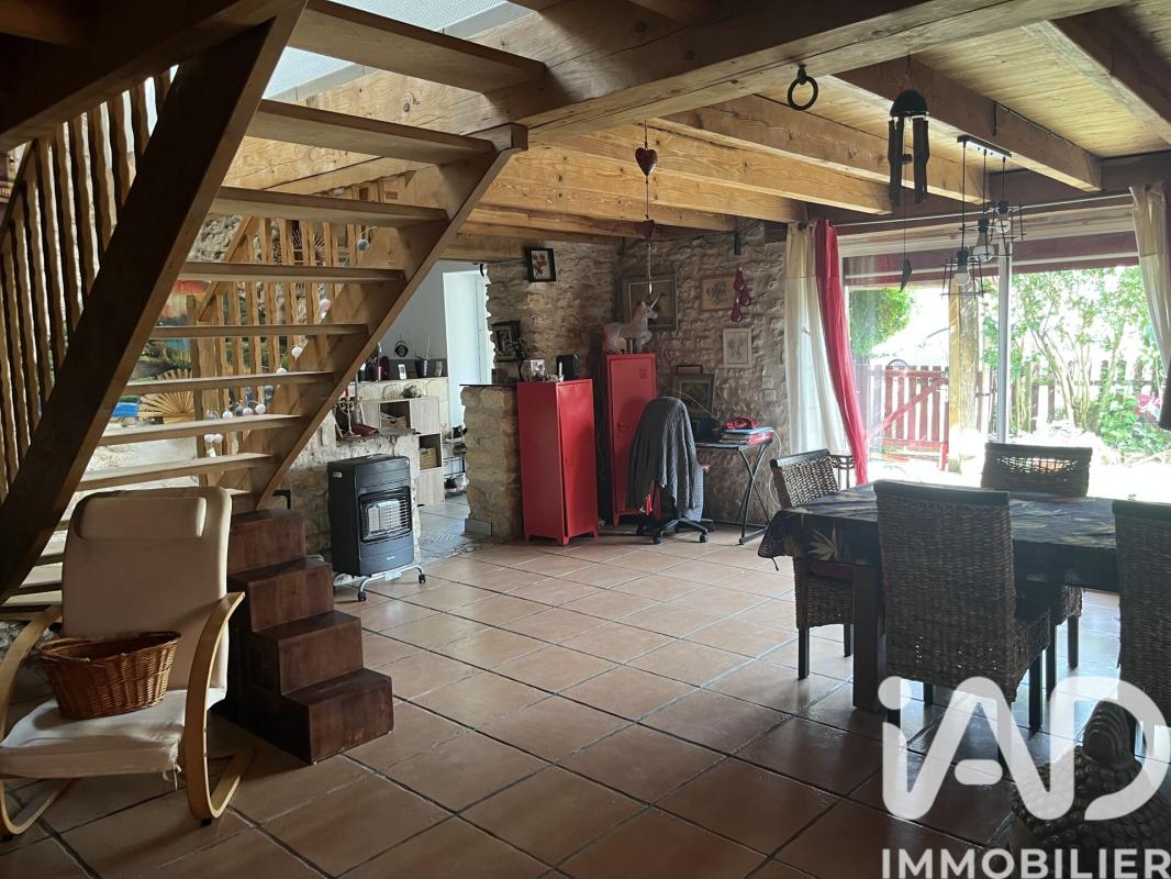 Maison 4 Pièce(s) Meursac