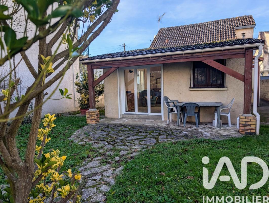 Maison traditionnelle 4 Pièce(s) Trappes