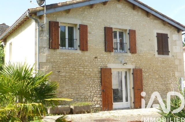 Maison de village 4 Pièce(s) Mosnac
