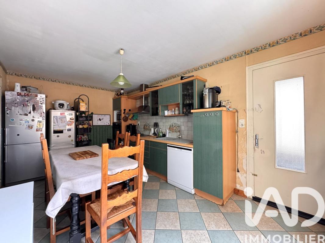 Maison 5 Pièce(s) Fontenay-le-Comte - Photo 8