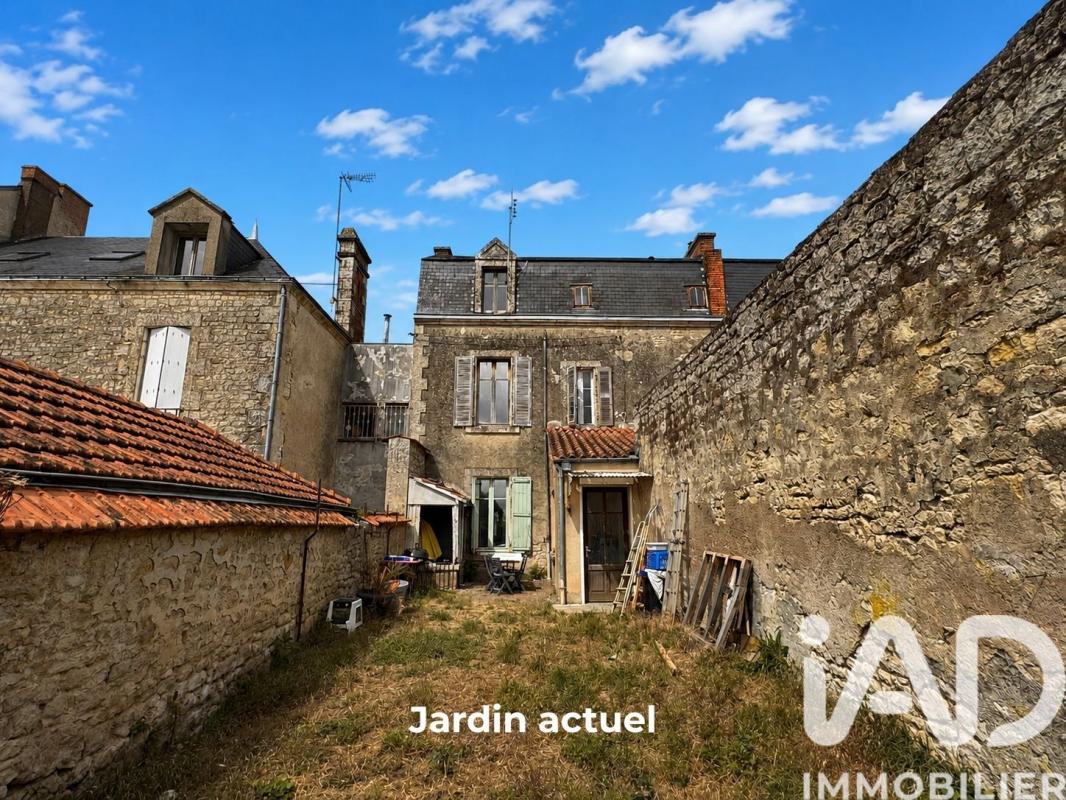 Maison 5 Pièce(s) Fontenay-le-Comte - Photo 18