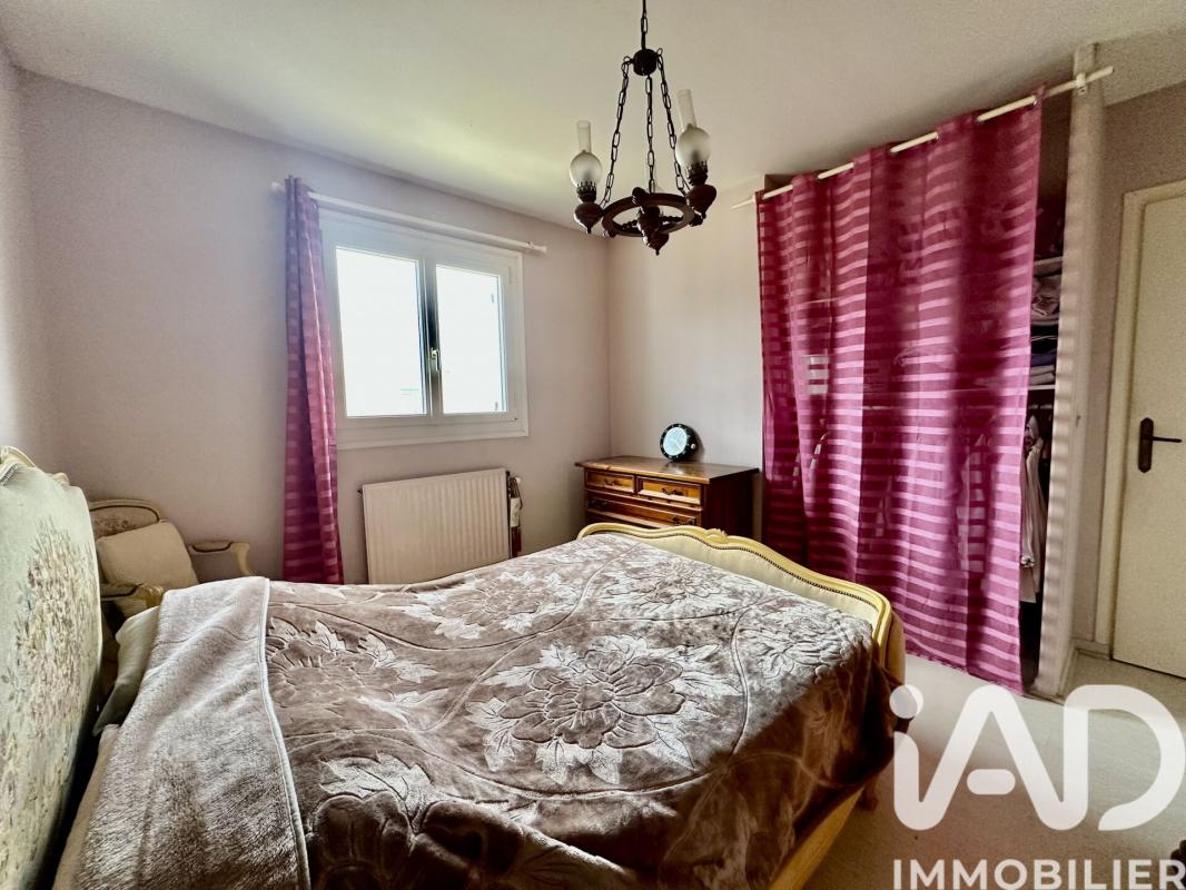 Maison 4 Pièce(s) Bonson - Photo 13