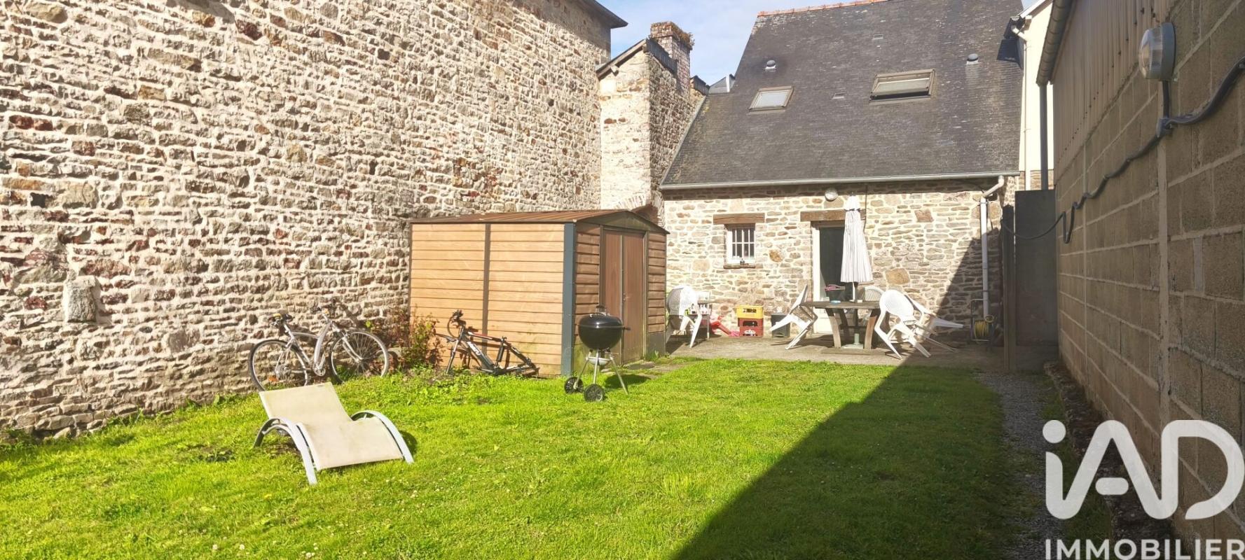 Maison 3 Pièce(s) Livré-sur-Changeon