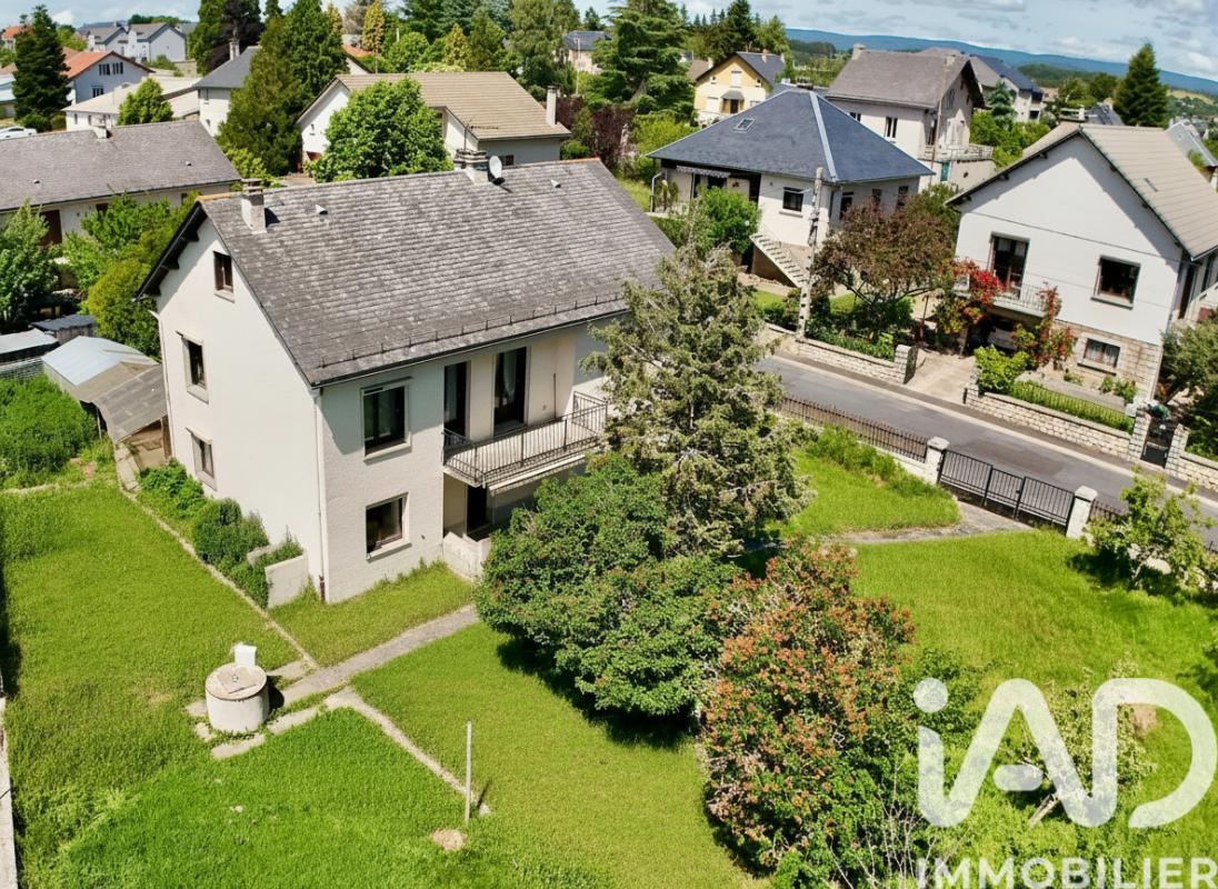 Maison 8 Pièce(s) Saint-Chély-d'Apcher
